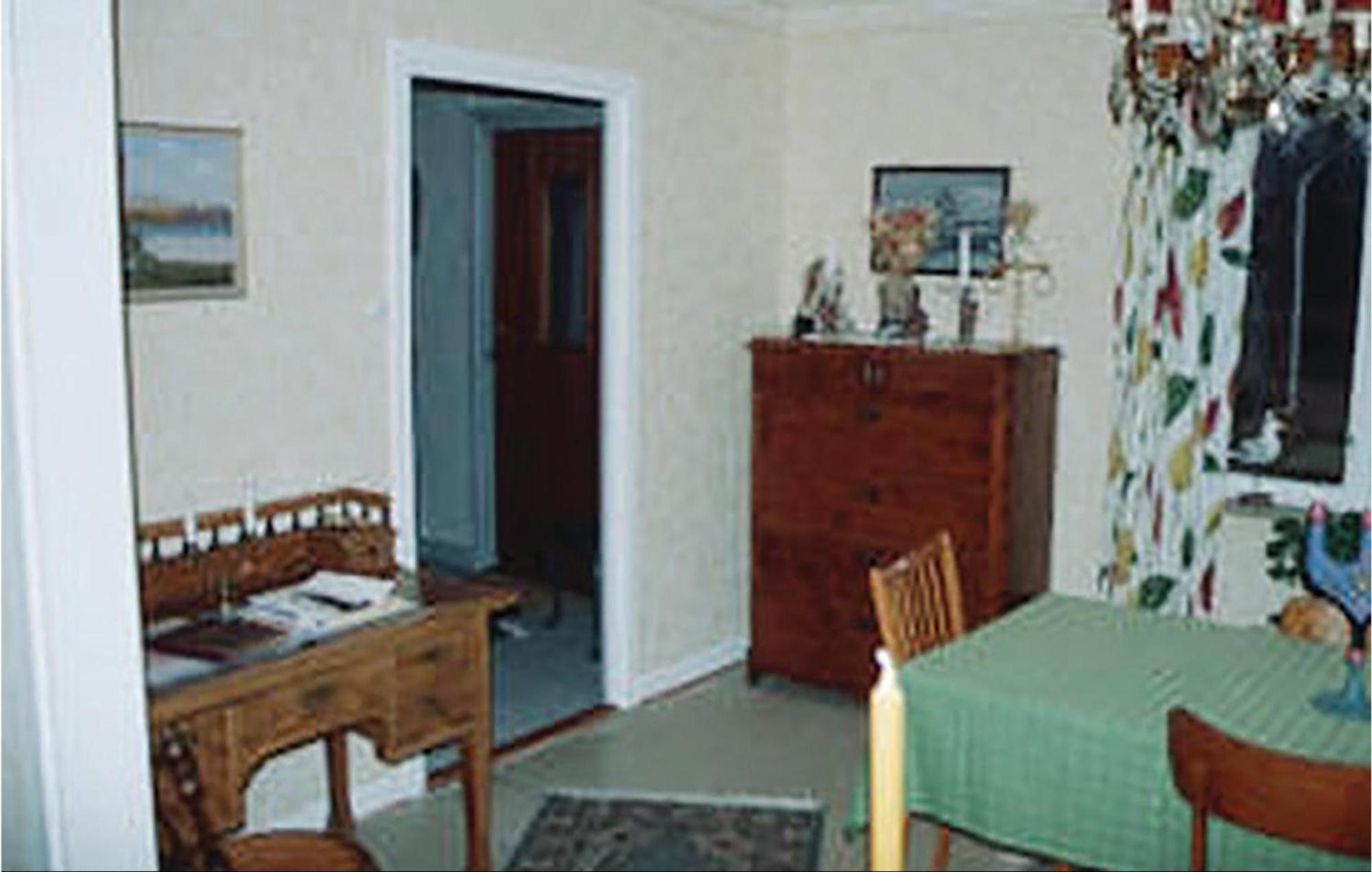 3 Bedroom Amazing Home In Lnsboda Falsehult Экстерьер фото